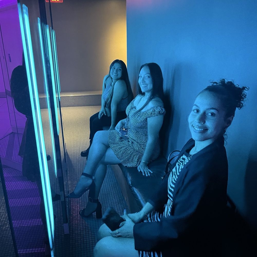 Hanny's - Lounges Near Me - Phoenix, Arizona