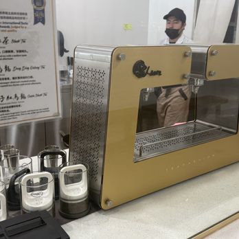 Chicha San Chen - Look at this cool brewing machine for tea! - Bubble Tea Near Me - Arcadia, California