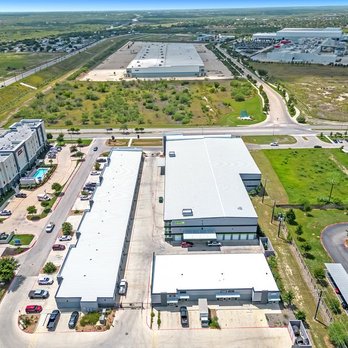 Extra Space Storage - 7536 - Alternate Beauty Image - Self Storage Near Me - San Antonio, Texas Extra Space Storage - 7536 - Alternate Beauty Image - Self Storage Near Me - San Antonio, Texas