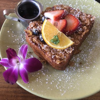 Berkeley Social Club - Mascarpone Blueberry Stuffed Crunch French Toast - Breakfast & Brunch Near Me - Berkeley, California
