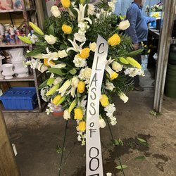 Tucker Flower Shop - Standing spray