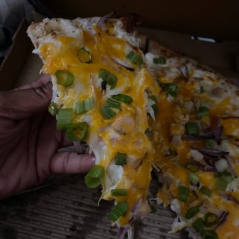 Pizza Guys - California Garlic Chicken Pizza - Pizza Near Me - Victorville, California Pizza Guys - California Garlic Chicken Pizza - Pizza Near Me - Victorville, California