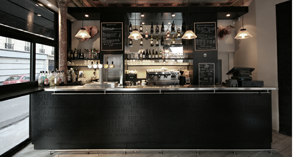 Le Voltaire by null