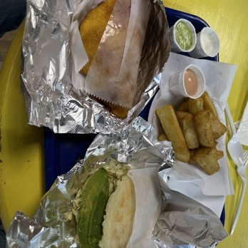 Arepittas - Arepa Reina Pepiada, Ground Beef Empanada, Yuca Frita (Small). - Venezuelan Near Me - Pittsburgh, Pennsylvania Arepittas - Arepa Reina Pepiada, Ground Beef Empanada, Yuca Frita (Small). - Venezuelan Near Me - Pittsburgh, Pennsylvania