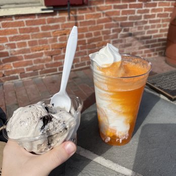 Mr G's Old Fashioned Ice Cream - ice cream and an orange float - Ice Cream & Frozen Yogurt Near Me - Gettysburg, Pennsylvania Mr G's Old Fashioned Ice Cream - ice cream and an orange float - Ice Cream & Frozen Yogurt Near Me - Gettysburg, Pennsylvania