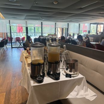 Lyon Marriott Hotel Cité Internationale - Good breakfast - Hotels Near Me - Lyon, 69 Lyon Marriott Hotel Cité Internationale - Good breakfast - Hotels Near Me - Lyon, 69