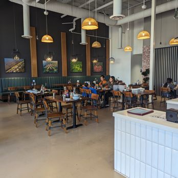 399 Kitchen - Interior - Vietnamese Near Me - Irvine, California 399 Kitchen - Interior - Vietnamese Near Me - Irvine, California