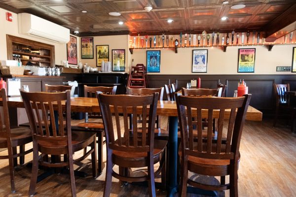 Bridge View Tavern by null