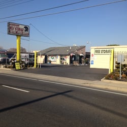 Guardian Self Storage - Guardian Self Storage 2961 Fruitridge Rd.