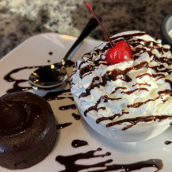 Campestre - Caramel lava cake - Mexican Near Me - Beckley, West Virginia