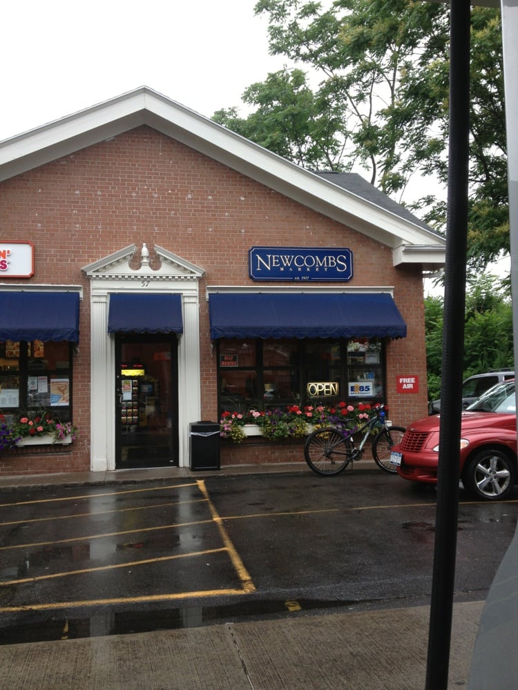 OIL COMPANY Updated August 2024 57 N Main St, Pittsford