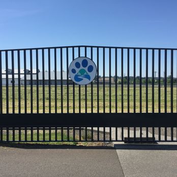 riverbend pet center