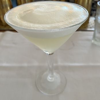 Hudson House - Lemon drop martini - American Near Me - Dallas, Texas Hudson House - Lemon drop martini - American Near Me - Dallas, Texas