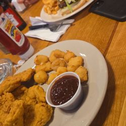 Bernie's Bar - Chicken strips, cheese curds , cheeseburger and fries