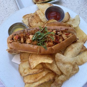 Lighthouse - Lobster Roll - Breakfast & Brunch Near Me - Newport Beach, California