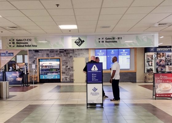 Reno-Tahoe International Airport by null