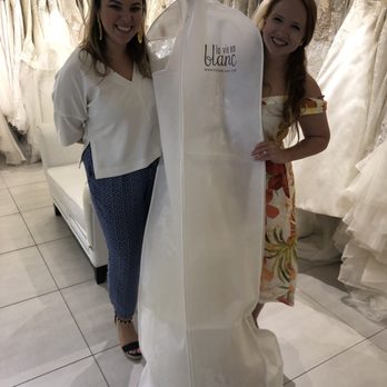 La Vie En Blanc - Bridal Near Me - Miami, Florida La Vie En Blanc - Bridal Near Me - Miami, Florida