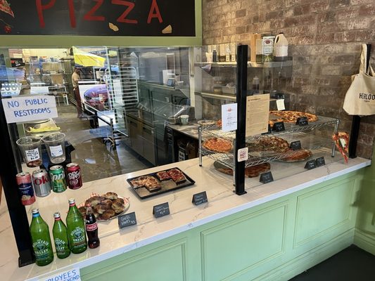 Heirloom Pizzeria by null