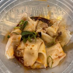 Wontons in chili Wontons in chili