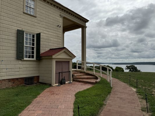 George Washington's Mount Vernon by null
