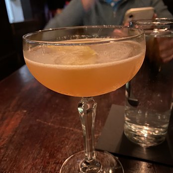 Ordinary - Cocktail Bars Near Me - New Haven, Connecticut Ordinary - Cocktail Bars Near Me - New Haven, Connecticut