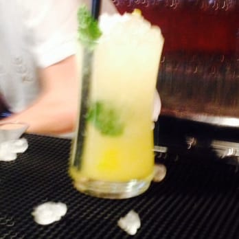 Mamainé - Mojito with coconut and mango - Dive Bars Near Me - Barcelona, B Mamainé - Mojito with coconut and mango - Dive Bars Near Me - Barcelona, B