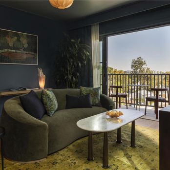 Hotel Daphne - Suite - Hotels Near Me - Houston, Texas Hotel Daphne - Suite - Hotels Near Me - Houston, Texas