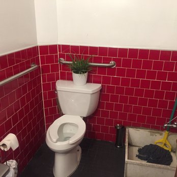 Mezcalero - Toilet seat falling off, stains everywhere, eeew :/ - Mexican Near Me - Washington, DC, District of Columbia