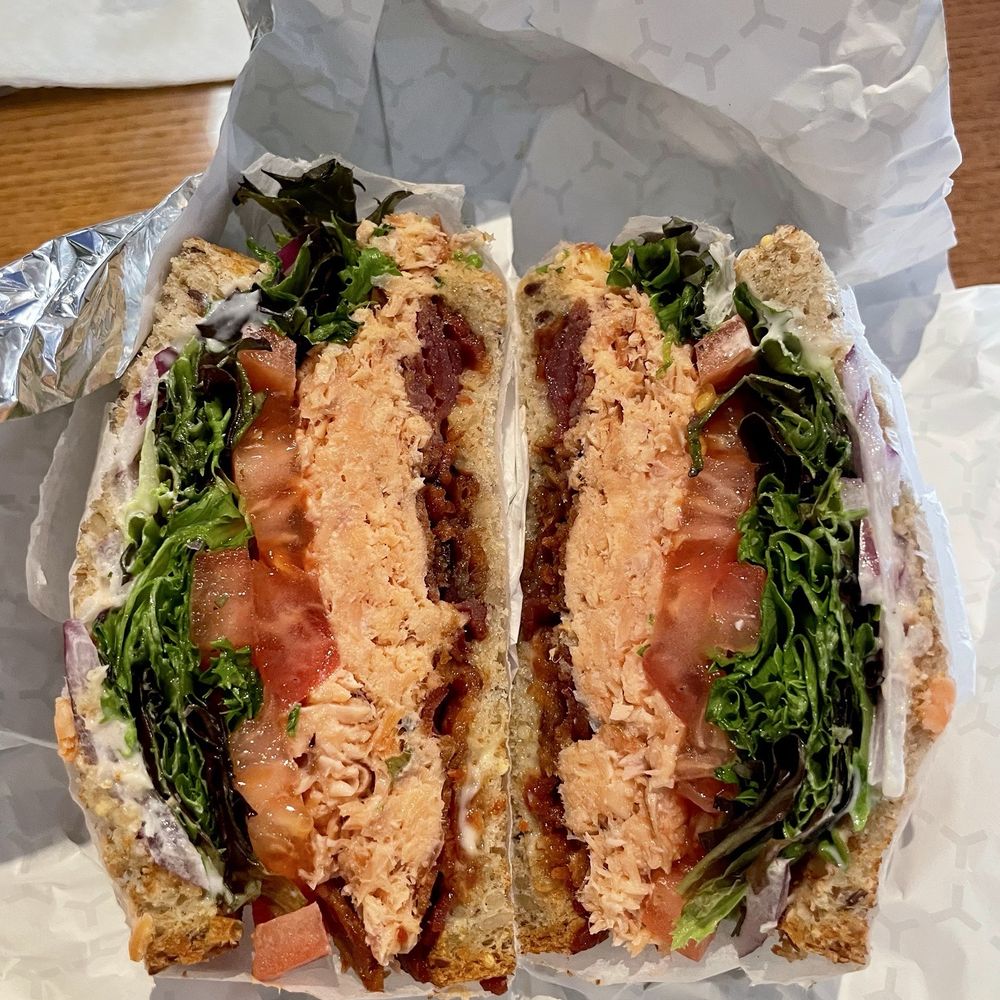 Smoked Salmon BLT Sandwich Smoked Salmon BLT Sandwich