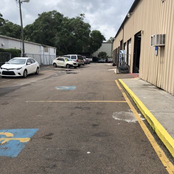 Caliber Collision - Body Shops Near Me - Tampa, Florida
