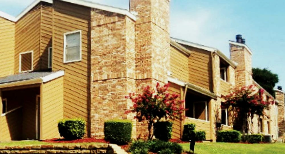 HOLLY RIDGE APARTMENTS Updated April 2024 15 Photos 2504 Ivy