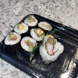 Blue Flame Asian Bistro & Sushi Bar - Avocado roll