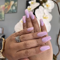 L'amour Nails & Spa - Lavender chrome nails