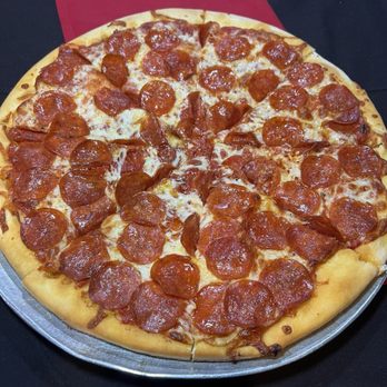 Rosa's Italian Restaurant - Pepperoni pizza - Italian Near Me - Bakersfield, California