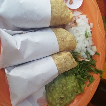 Carnitas La Flor de Michoacán 2 - Carnitas tacos - Mexican Near Me - Rosarito, BCN