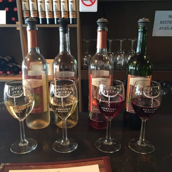 Cowtown Winery - 4 wines tasting for $10 - Wineries Near Me - Fort Worth, Texas