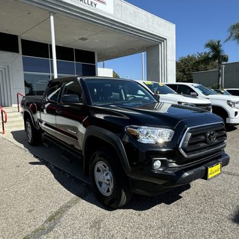Alexander GMC - Tacoma SR5 - Car Dealers Near Me - Simi Valley, California Alexander GMC - Tacoma SR5 - Car Dealers Near Me - Simi Valley, California