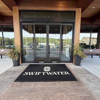The Swiftwater - Hotels Near Me - Swiftwater, Pennsylvania The Swiftwater - Hotels Near Me - Swiftwater, Pennsylvania