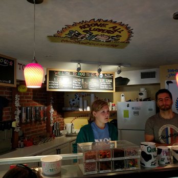 Moo Moo's Creamery - Ice Cream & Frozen Yogurt Near Me - Cold Spring, New York