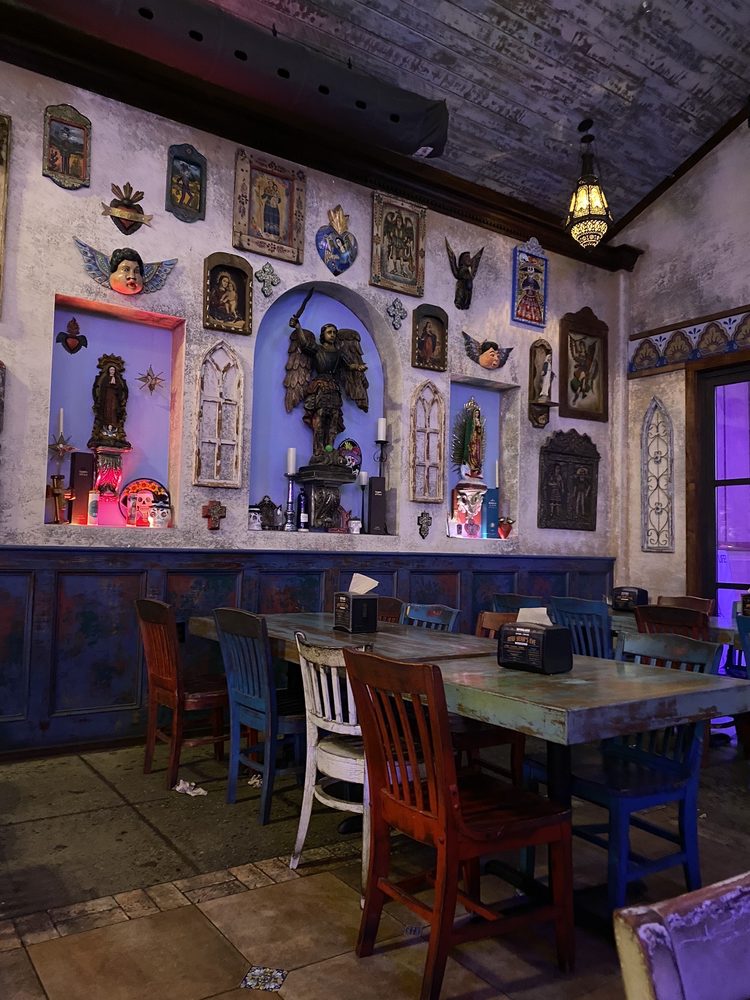 Taco Mundo Kitchen y Cantina