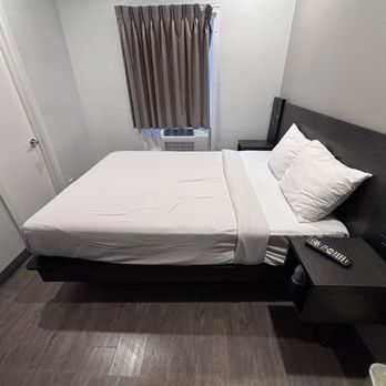 Motel 6 - Hotels Near Me - Los Angeles, California