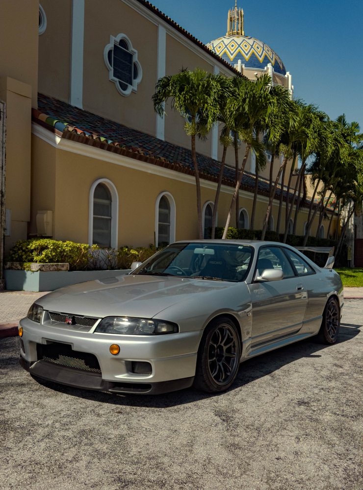 Mochiron Cars Global