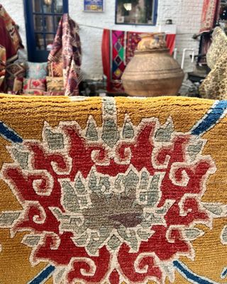 Woven History & Silk Road by null