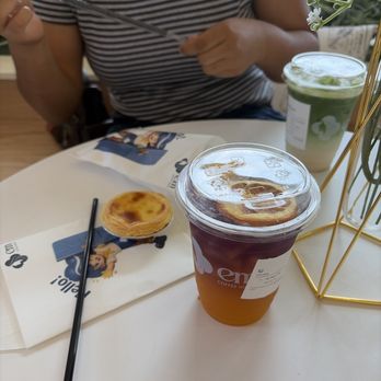Em Coffee House - Egg tart, Sky Peach Tea - Coffee & Tea Near Me - San Jose, California