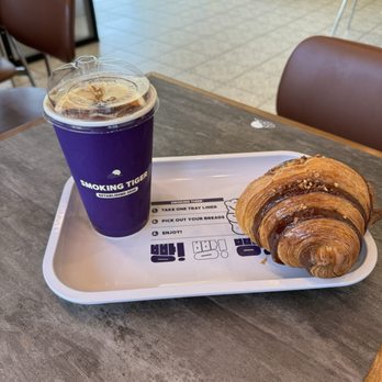 Smoking Tiger Coffee Lab - hallabong mocha and nutella croissant - Coffee & Tea Near Me - Gardena, California