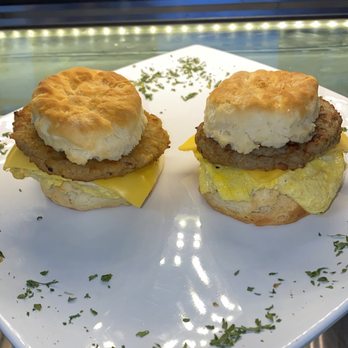 Exquisite cafe - Turkey sausage cheese egg on buttermilk biscuit. - American Near Me - Union City, Georgia Exquisite cafe - Turkey sausage cheese egg on buttermilk biscuit. - American Near Me - Union City, Georgia