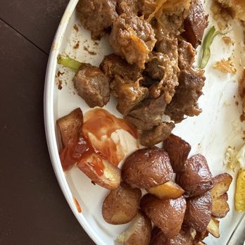 Chicago Waffles - Oak Park - Cubed short ribs and breakfast potatoes. - Breakfast & Brunch Near Me - Oak Park, Illinois