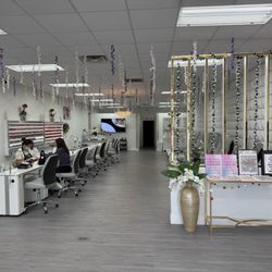 1 Nails & Spa