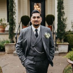 Bloom And Forage Farm - Groom Pocket Boutonniere Park Winters