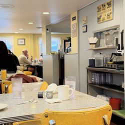 Henrys Diner